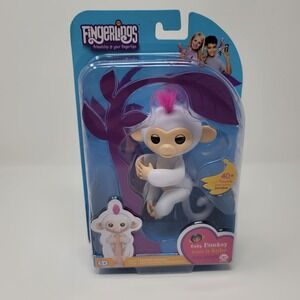 Fingerlings Baby Monkey‎ Sophie White Pink Hair Interactive Toy WowWee New
